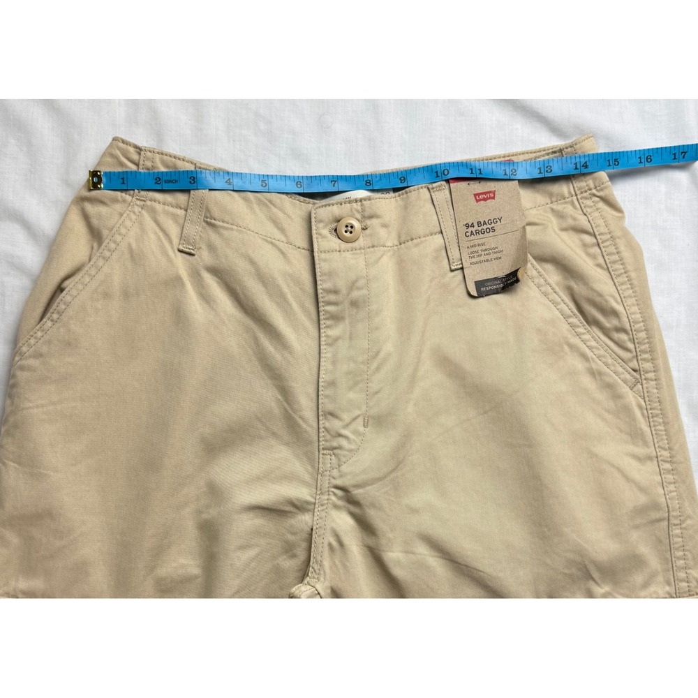 Levis 94 Baggy Cargos Tan Khaki Mid Rise Loose Fit Pants Womens 29x30 - Picture 11 of 16